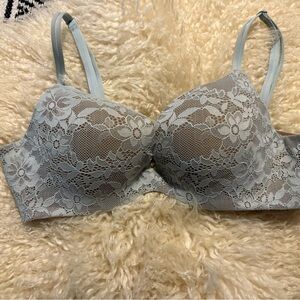 VICTORIA’S SECRET Angels Secret Embrace  bra. EUC
